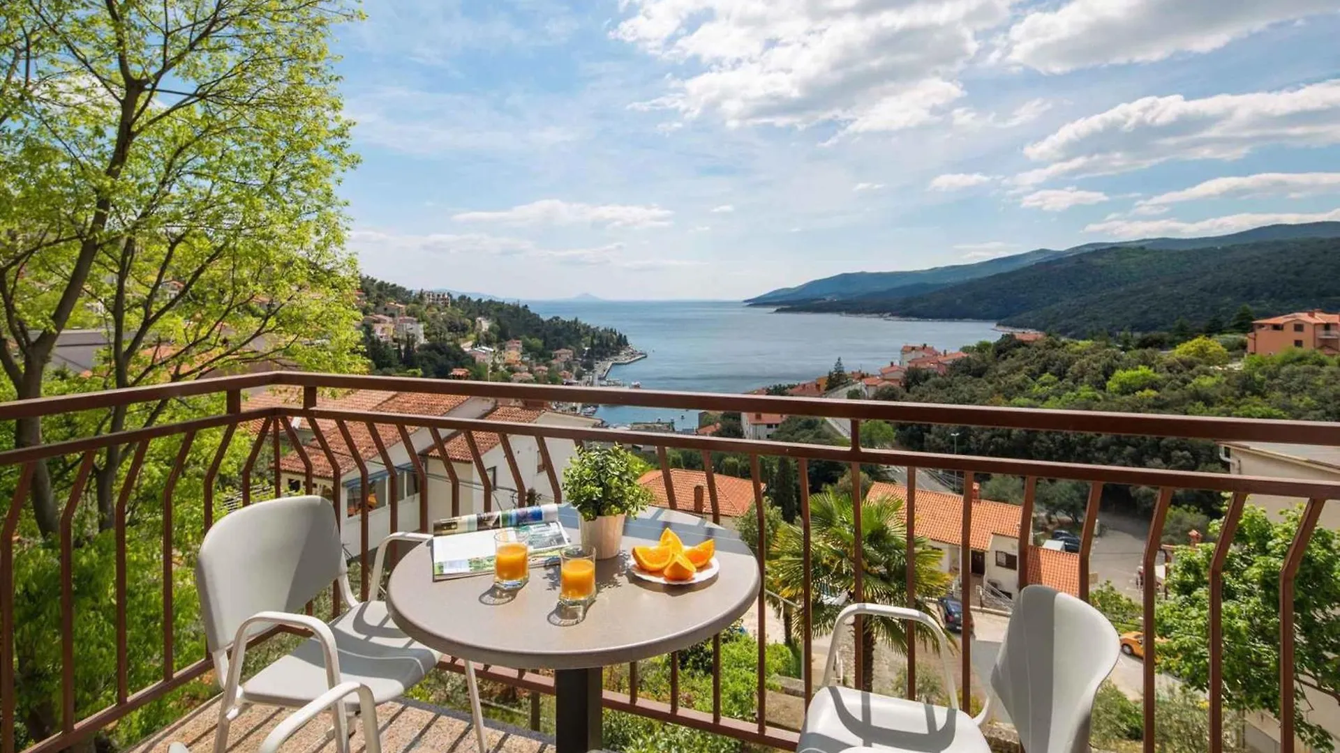 Apartment Rabac 19 location